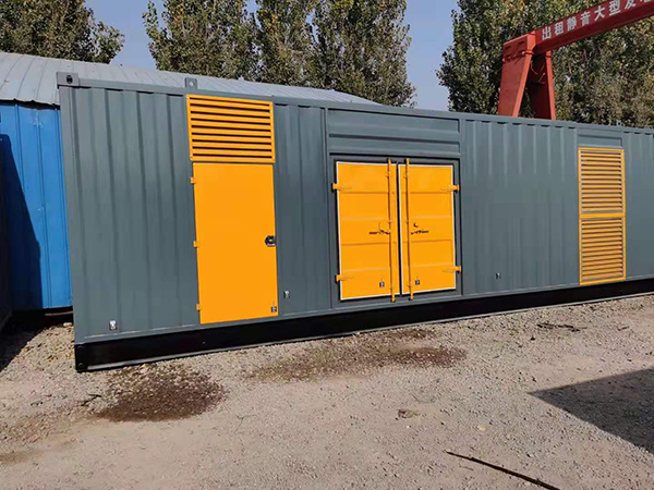 衡阳300kw 柴油发电机组用多大的空气开关？